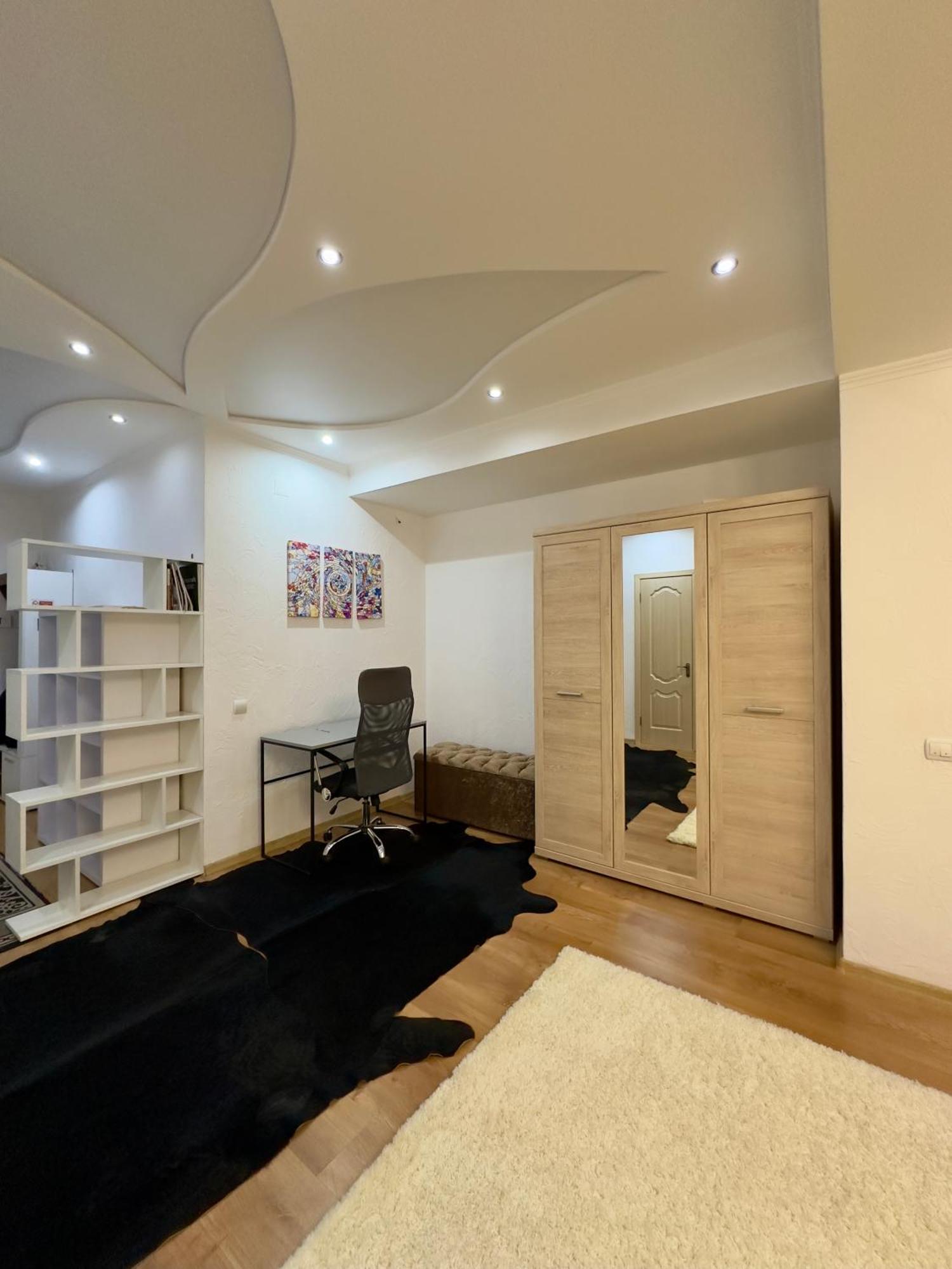 Bernardazzi Grand Hotel Chişinău Værelse billede